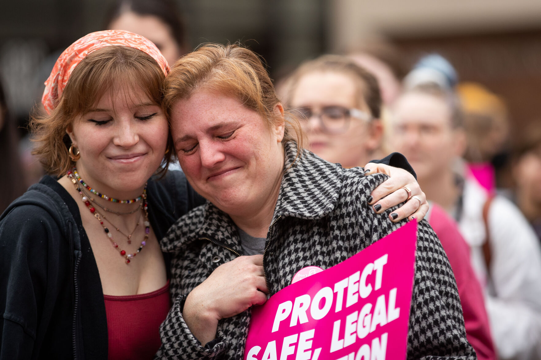 050422-owh-new-abortionrally-ar05.JPG